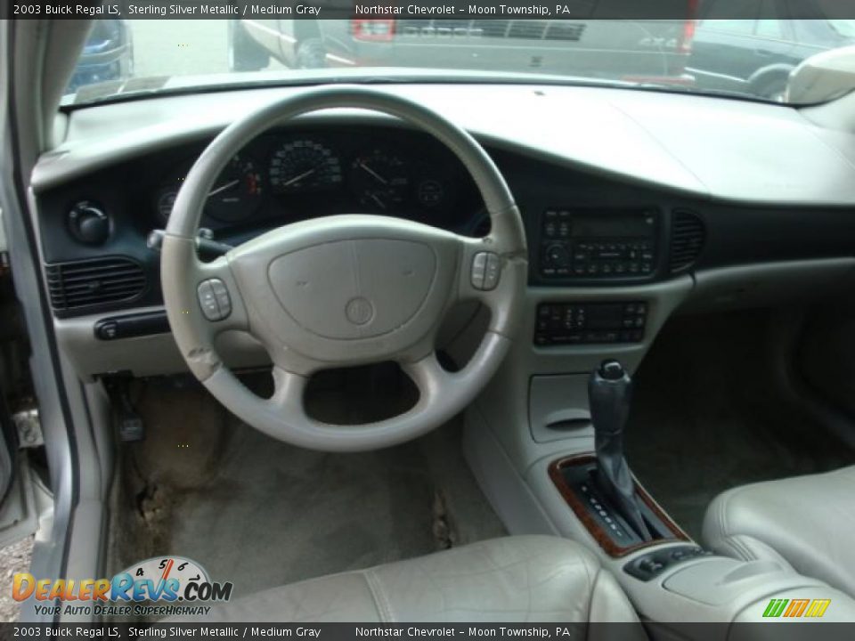 2003 Buick Regal LS Sterling Silver Metallic / Medium Gray Photo #10