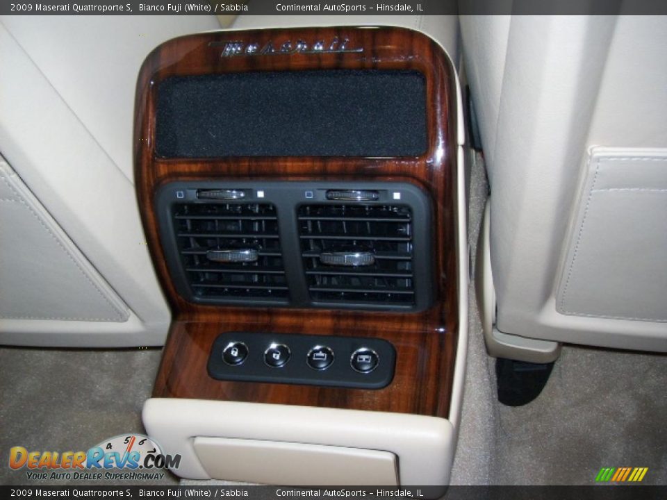 2009 Maserati Quattroporte S Bianco Fuji (White) / Sabbia Photo #16