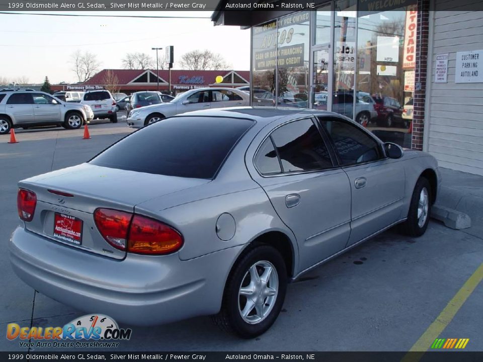 1999 Oldsmobile Alero GL Sedan Silver Mist Metallic / Pewter Gray Photo #18