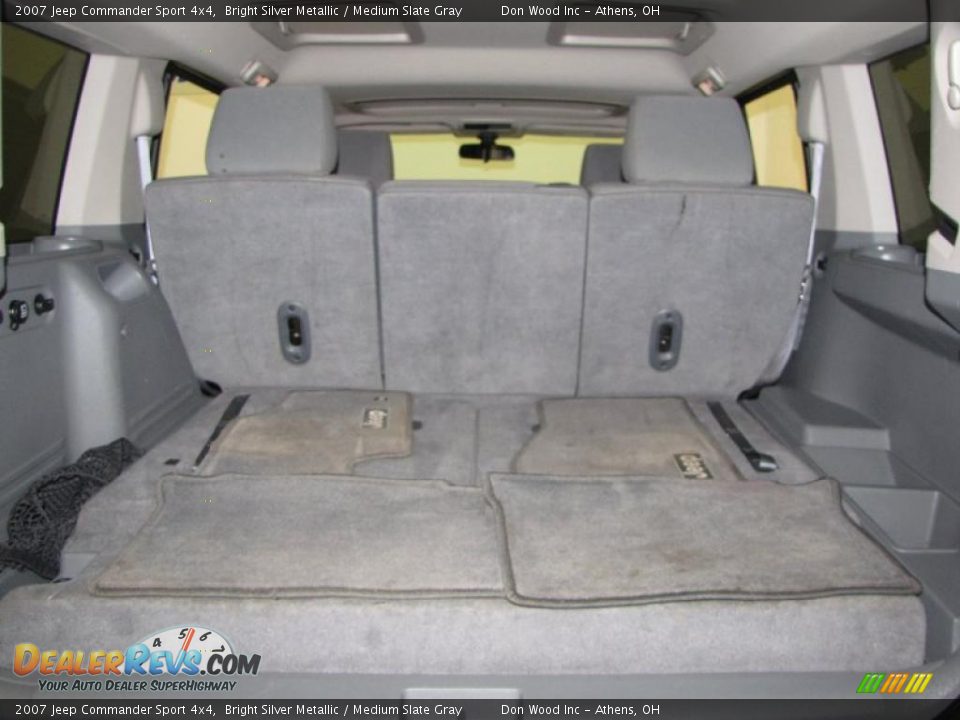 2007 Jeep Commander Sport 4x4 Bright Silver Metallic / Medium Slate Gray Photo #19