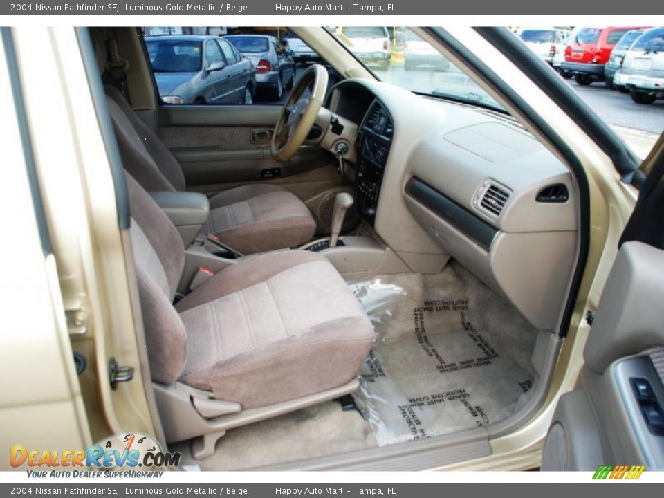 2004 Nissan Pathfinder SE Luminous Gold Metallic / Beige Photo #19