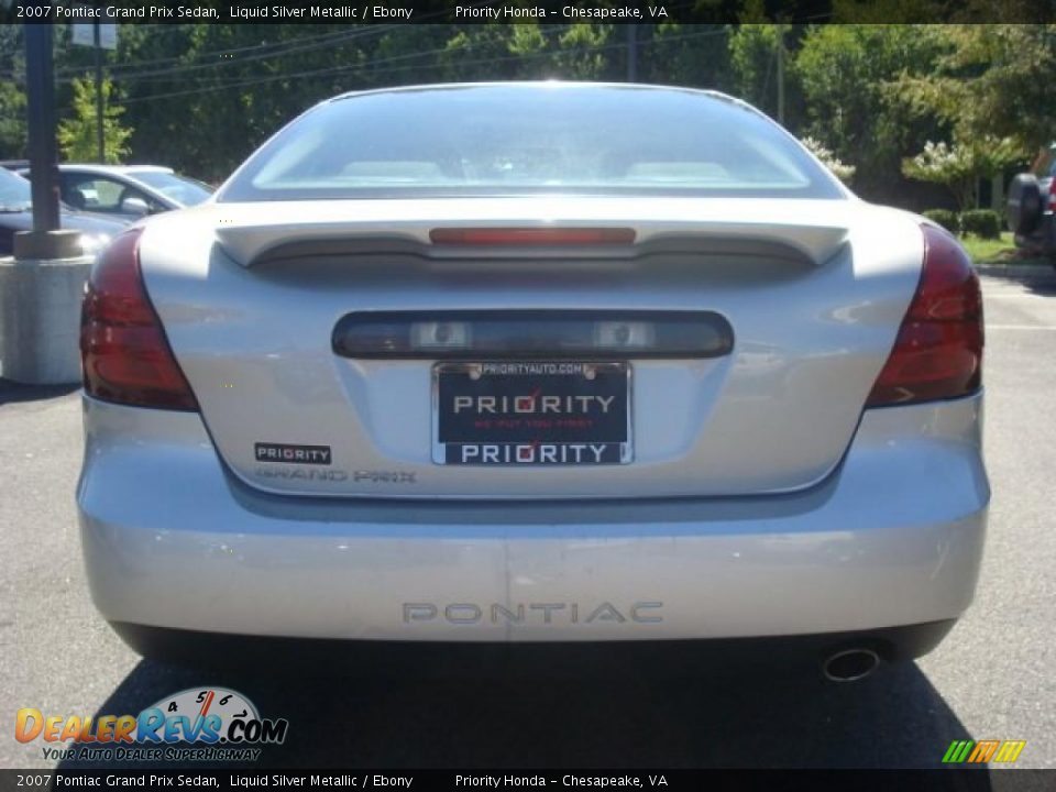 2007 Pontiac Grand Prix Sedan Liquid Silver Metallic / Ebony Photo #5