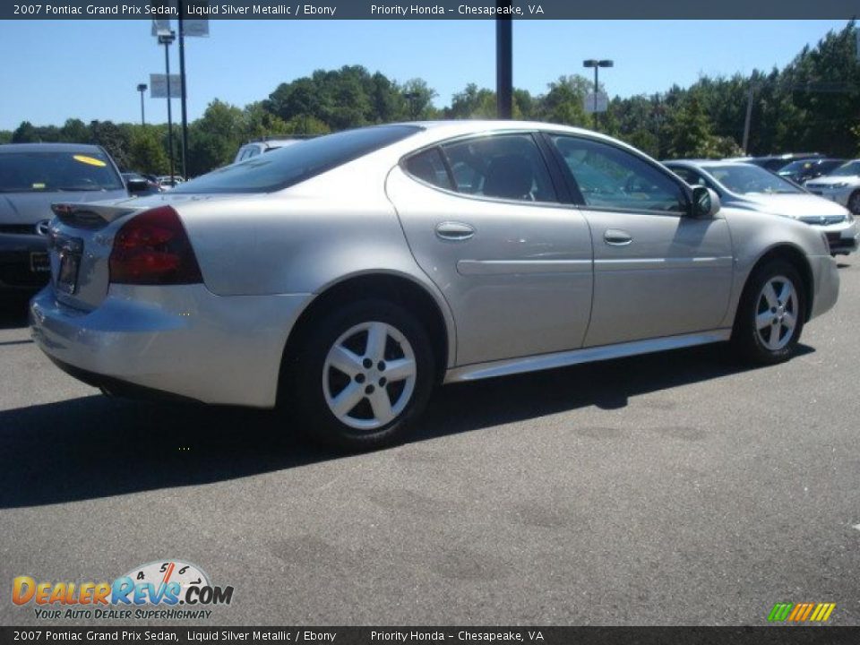 2007 Pontiac Grand Prix Sedan Liquid Silver Metallic / Ebony Photo #6