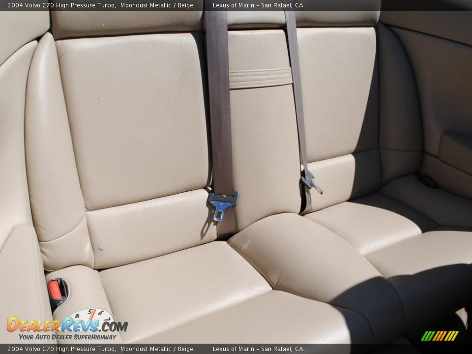 2004 Volvo C70 High Pressure Turbo Moondust Metallic / Beige Photo #9