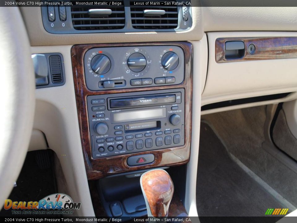 2004 Volvo C70 High Pressure Turbo Moondust Metallic / Beige Photo #14