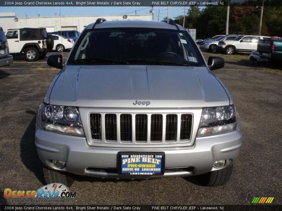 2004 Jeep Grand Cherokee Laredo 4x4 Bright Silver Metallic / Dark Slate Gray Photo #2