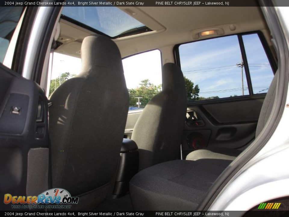 2004 Jeep Grand Cherokee Laredo 4x4 Bright Silver Metallic / Dark Slate Gray Photo #11