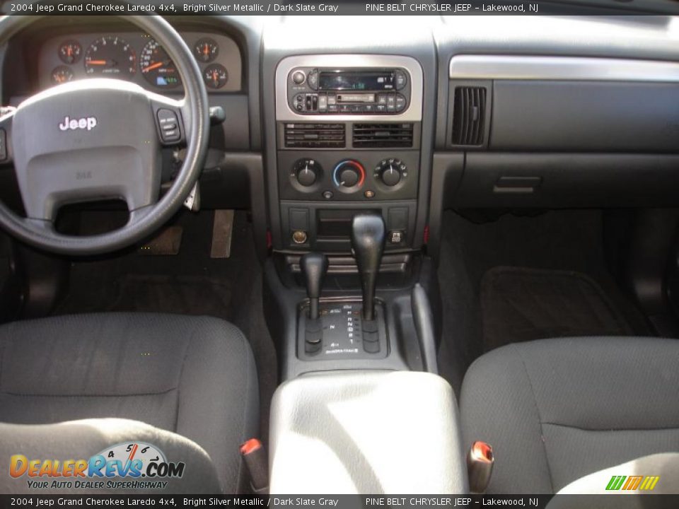2004 Jeep Grand Cherokee Laredo 4x4 Bright Silver Metallic / Dark Slate Gray Photo #12