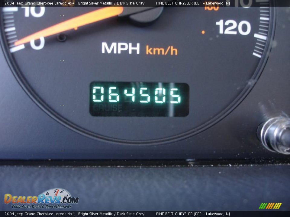 2004 Jeep Grand Cherokee Laredo 4x4 Bright Silver Metallic / Dark Slate Gray Photo #14