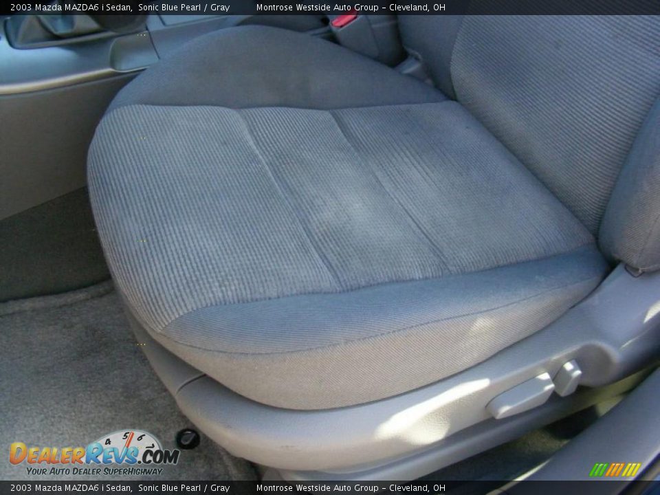 2003 Mazda MAZDA6 i Sedan Sonic Blue Pearl / Gray Photo #10