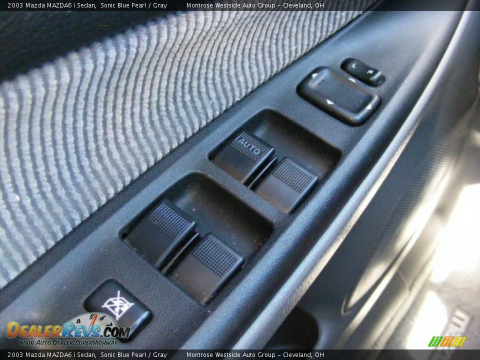 2003 Mazda MAZDA6 i Sedan Sonic Blue Pearl / Gray Photo #23