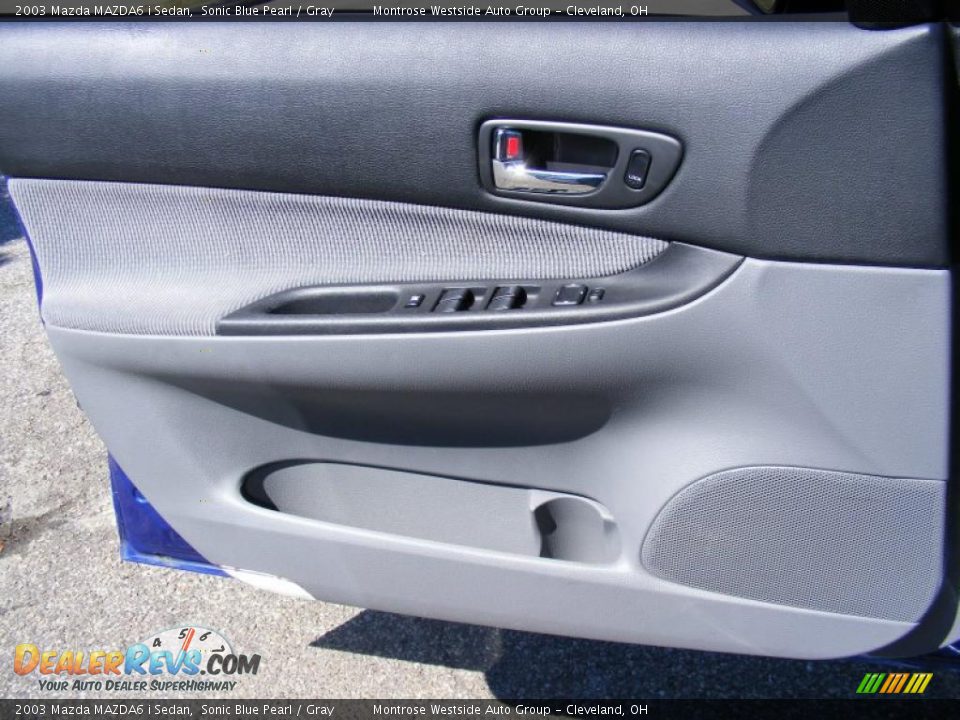2003 Mazda MAZDA6 i Sedan Sonic Blue Pearl / Gray Photo #24