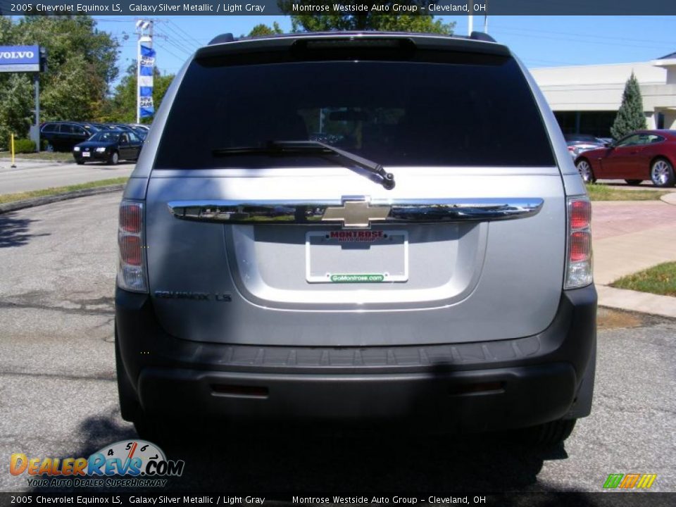 2005 Chevrolet Equinox LS Galaxy Silver Metallic / Light Gray Photo #4