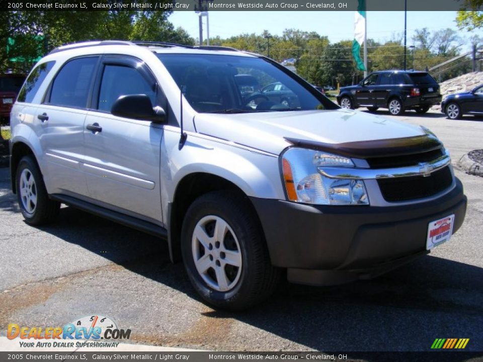 2005 Chevrolet Equinox LS Galaxy Silver Metallic / Light Gray Photo #7