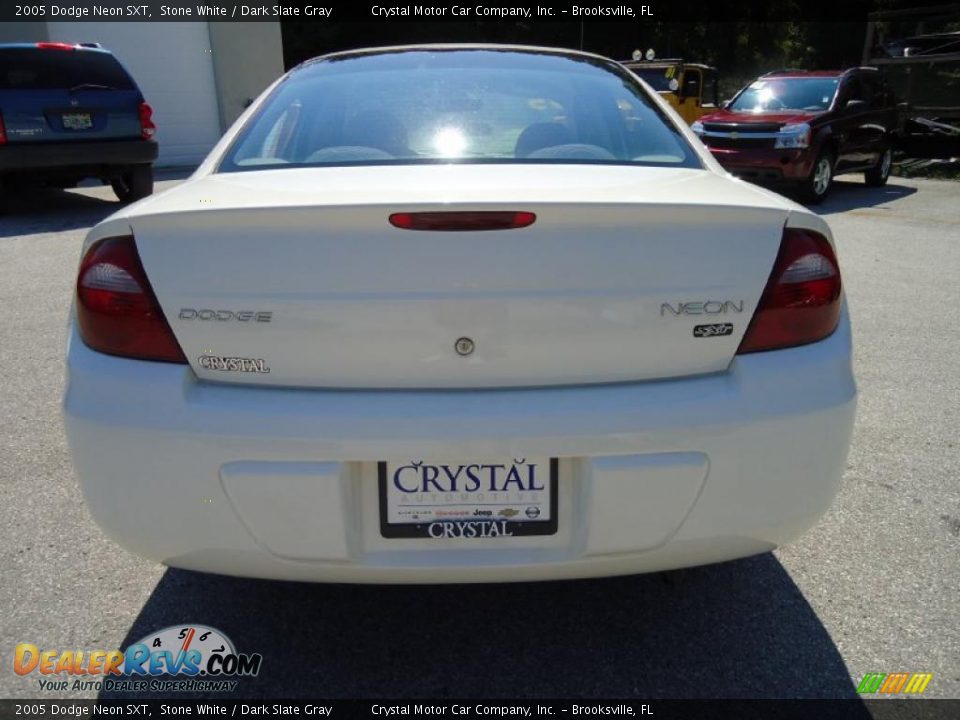 2005 Dodge Neon SXT Stone White / Dark Slate Gray Photo #11