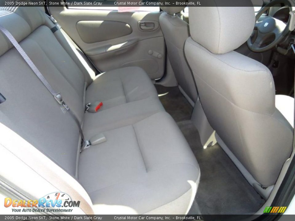 2005 Dodge Neon SXT Stone White / Dark Slate Gray Photo #17