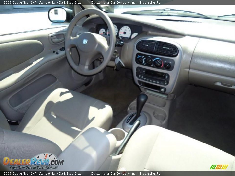 2005 Dodge Neon SXT Stone White / Dark Slate Gray Photo #18