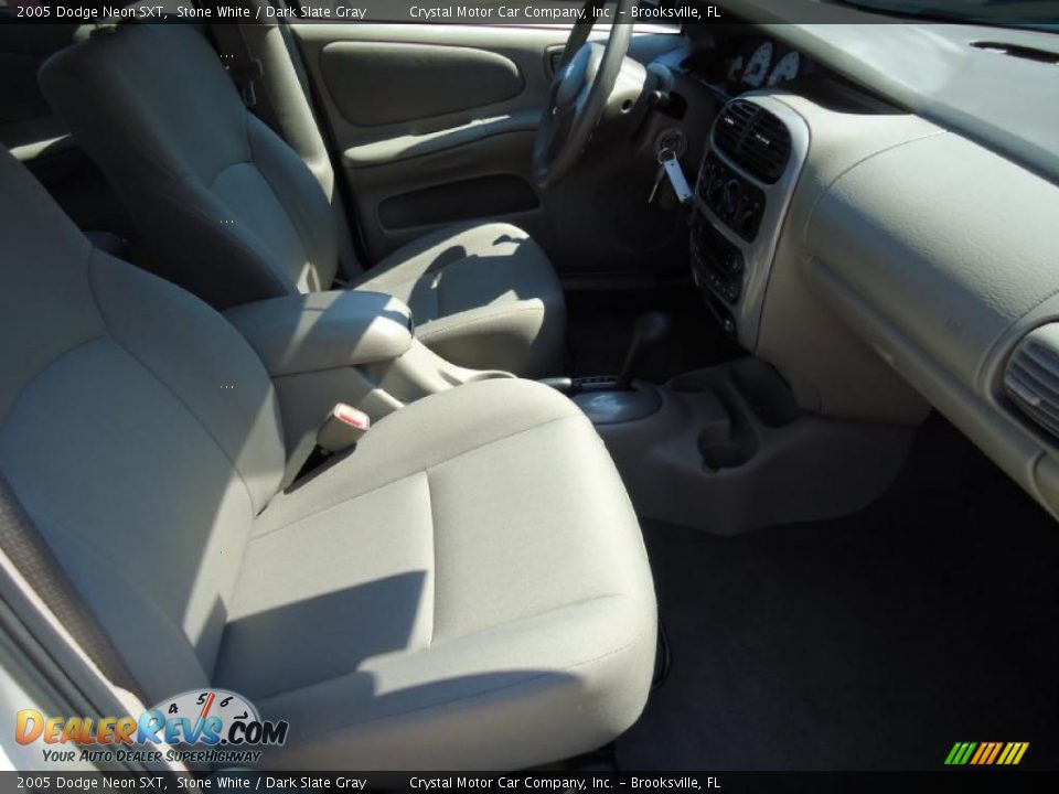 2005 Dodge Neon SXT Stone White / Dark Slate Gray Photo #20