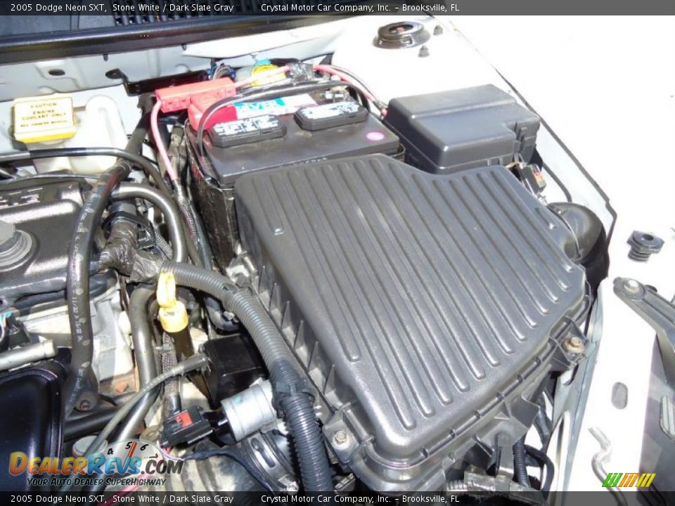 2005 Dodge Neon SXT Stone White / Dark Slate Gray Photo #27
