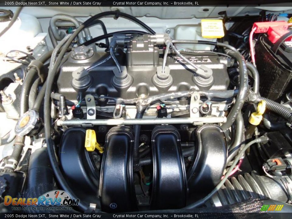 2005 Dodge Neon SXT Stone White / Dark Slate Gray Photo #29