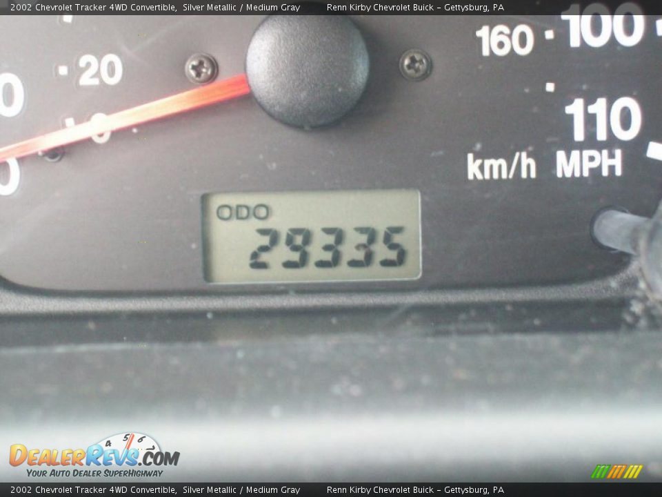 2002 Chevrolet Tracker 4WD Convertible Silver Metallic / Medium Gray Photo #7