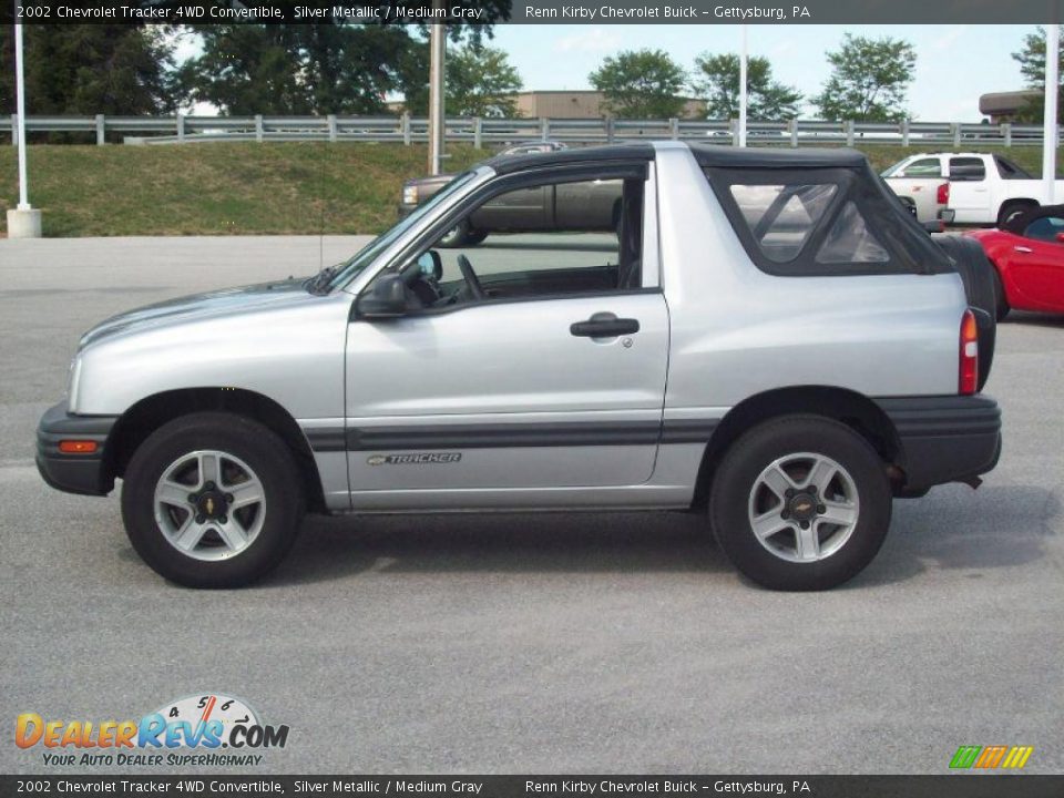 2002 Chevrolet Tracker 4WD Convertible Silver Metallic / Medium Gray Photo #13