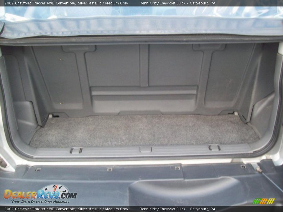2002 Chevrolet Tracker 4WD Convertible Silver Metallic / Medium Gray Photo #15