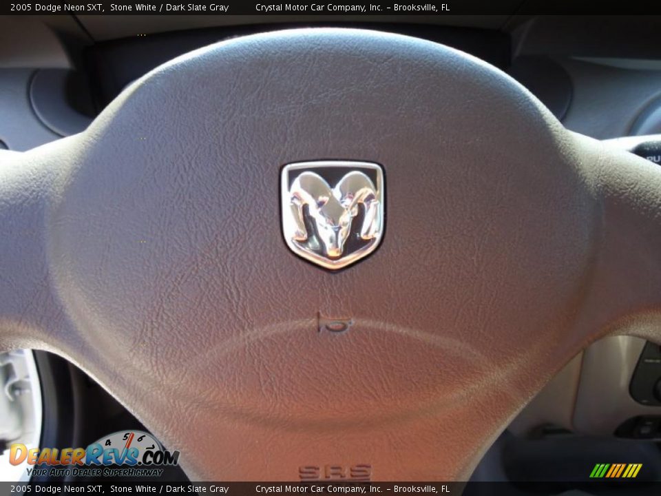 2005 Dodge Neon SXT Stone White / Dark Slate Gray Photo #36