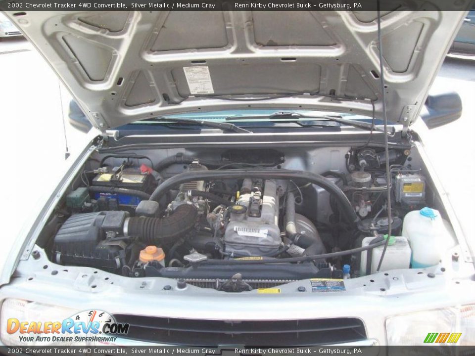 2002 Chevrolet Tracker 4WD Convertible Silver Metallic / Medium Gray Photo #17