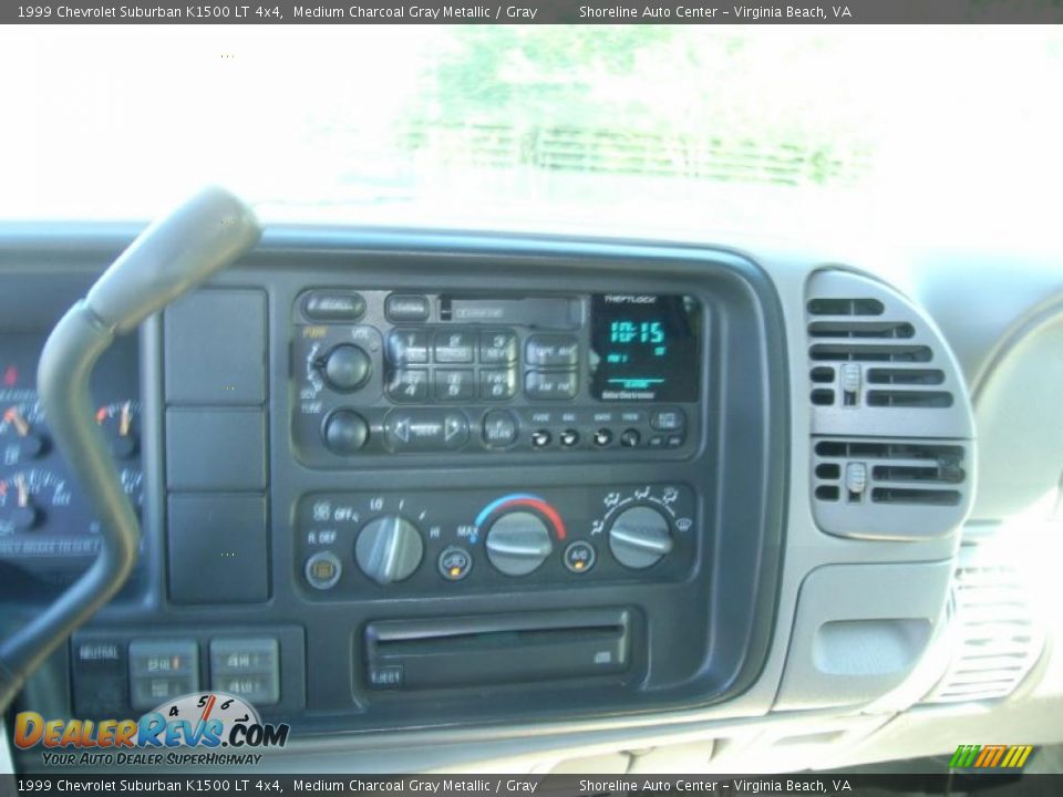 1999 Chevrolet Suburban K1500 LT 4x4 Medium Charcoal Gray Metallic / Gray Photo #12