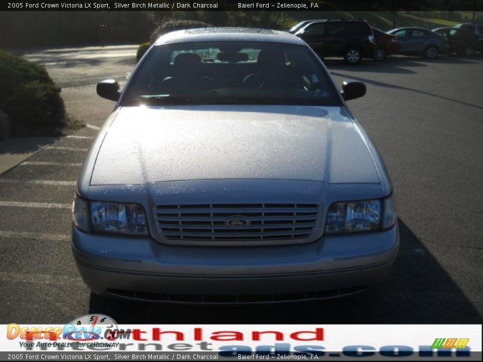 2005 Ford Crown Victoria LX Sport Silver Birch Metallic / Dark Charcoal Photo #3