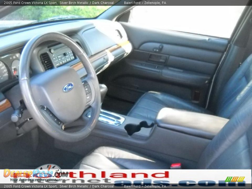 2005 Ford Crown Victoria LX Sport Silver Birch Metallic / Dark Charcoal Photo #10