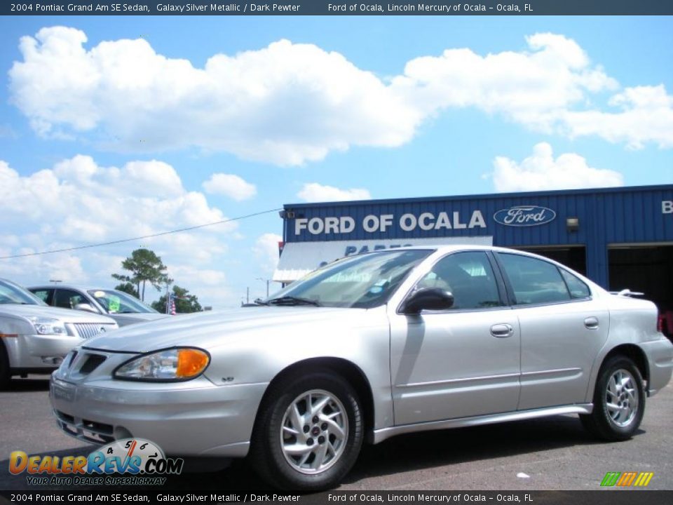 2004 Pontiac Grand Am SE Sedan Galaxy Silver Metallic / Dark Pewter Photo #1