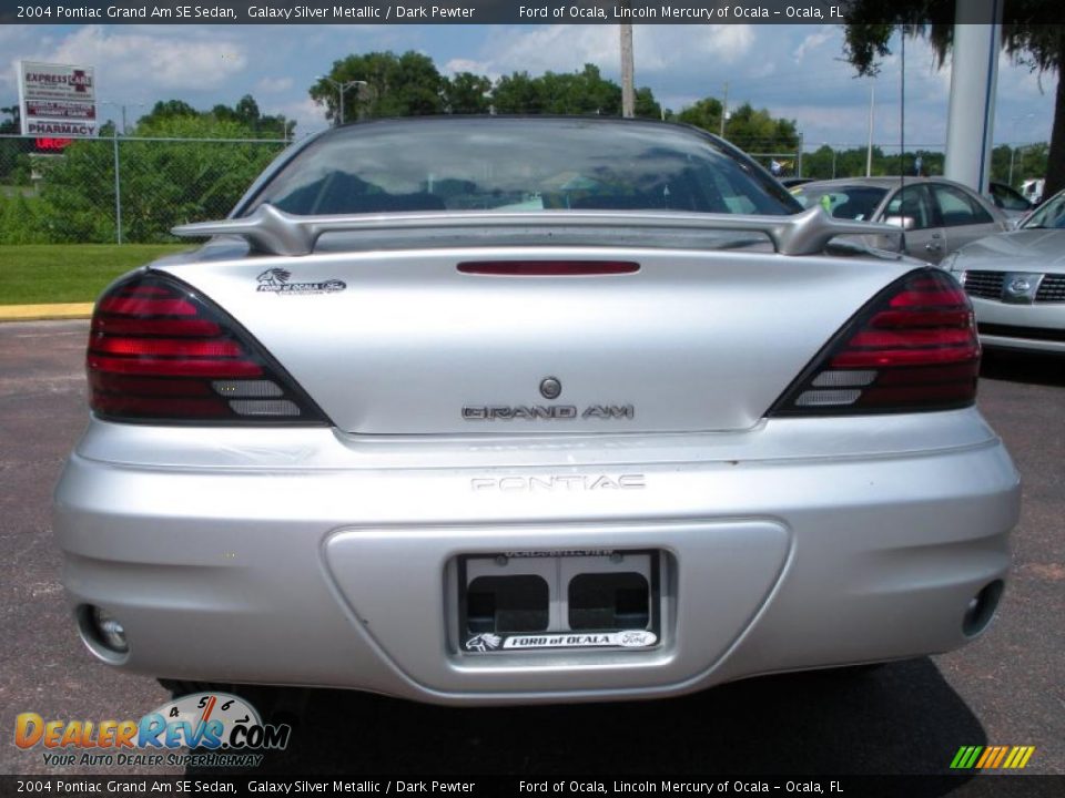 2004 Pontiac Grand Am SE Sedan Galaxy Silver Metallic / Dark Pewter Photo #4