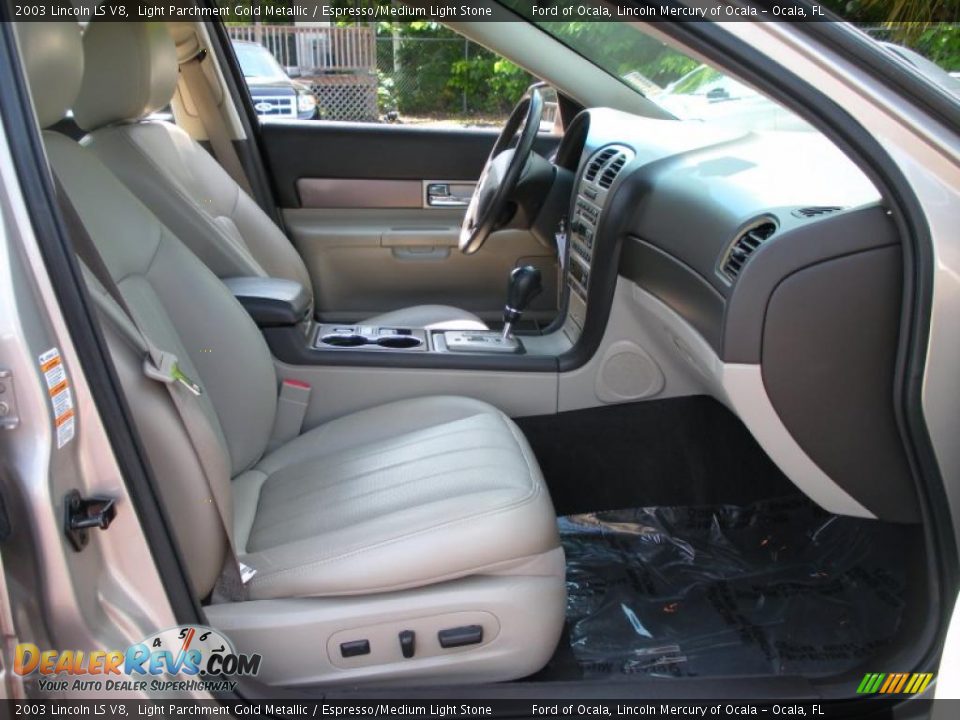 2003 Lincoln LS V8 Light Parchment Gold Metallic / Espresso/Medium Light Stone Photo #15