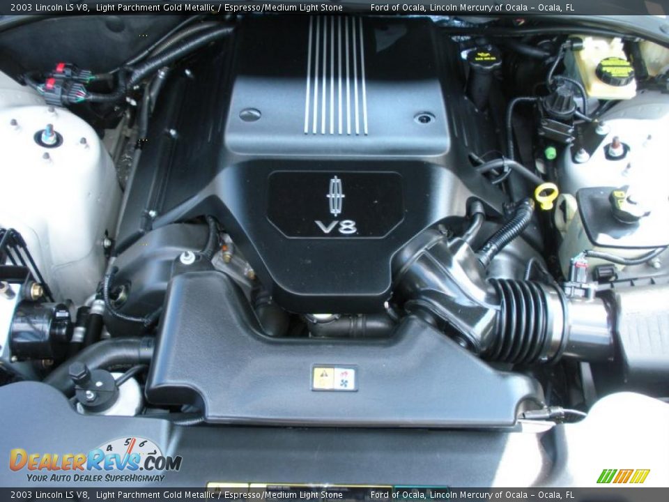 2003 Lincoln LS V8 Light Parchment Gold Metallic / Espresso/Medium Light Stone Photo #23