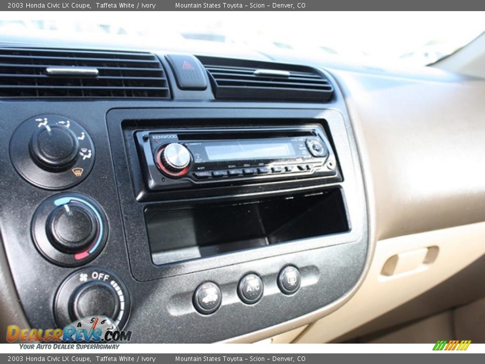 2003 Honda Civic LX Coupe Taffeta White / Ivory Photo #18