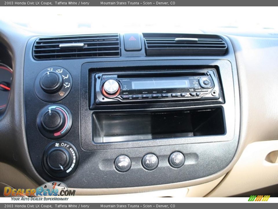 2003 Honda Civic LX Coupe Taffeta White / Ivory Photo #19