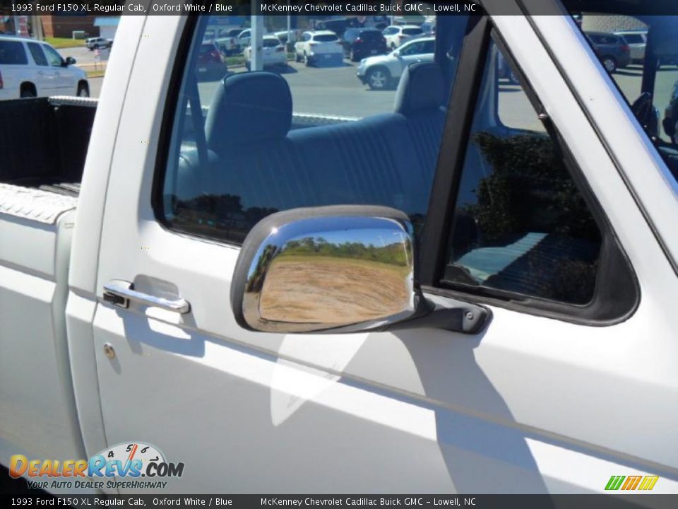 1993 Ford F150 XL Regular Cab Oxford White / Blue Photo #16