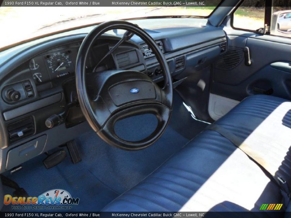 1993 Ford F150 XL Regular Cab Oxford White / Blue Photo #20