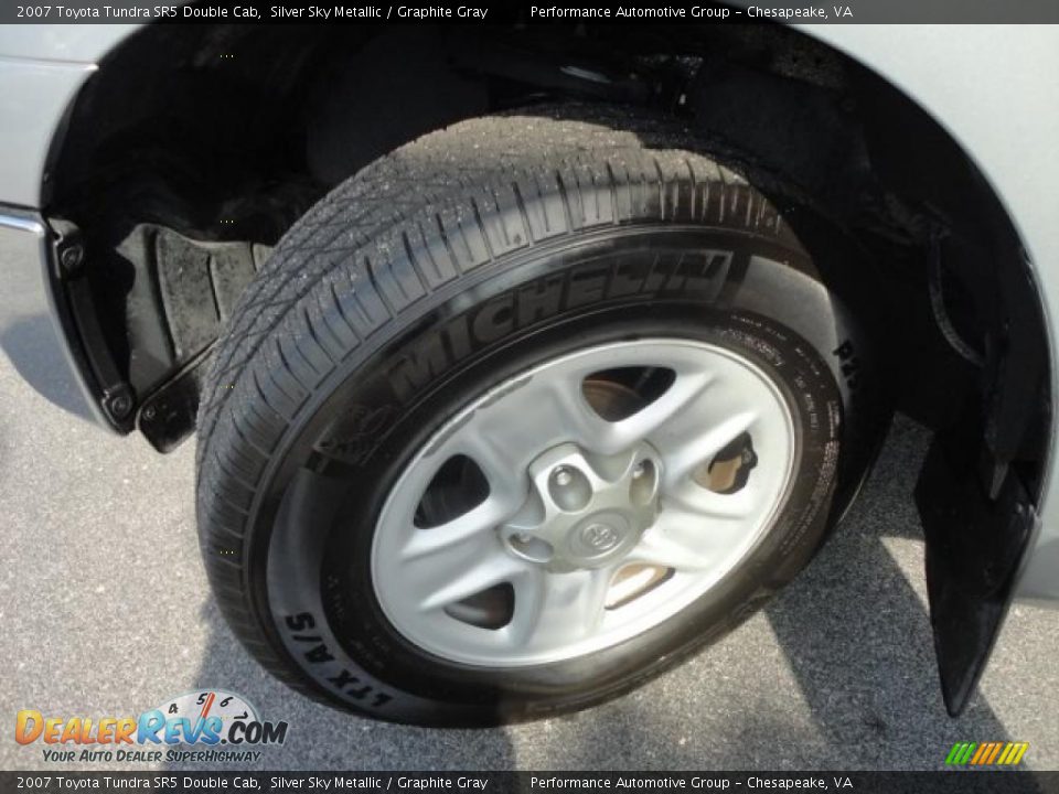 2007 Toyota Tundra SR5 Double Cab Silver Sky Metallic / Graphite Gray Photo #16