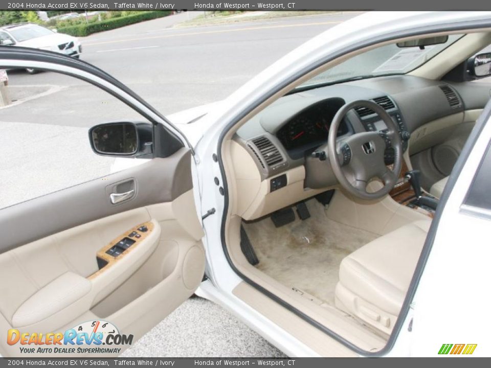 2004 Honda Accord EX V6 Sedan Taffeta White / Ivory Photo #10