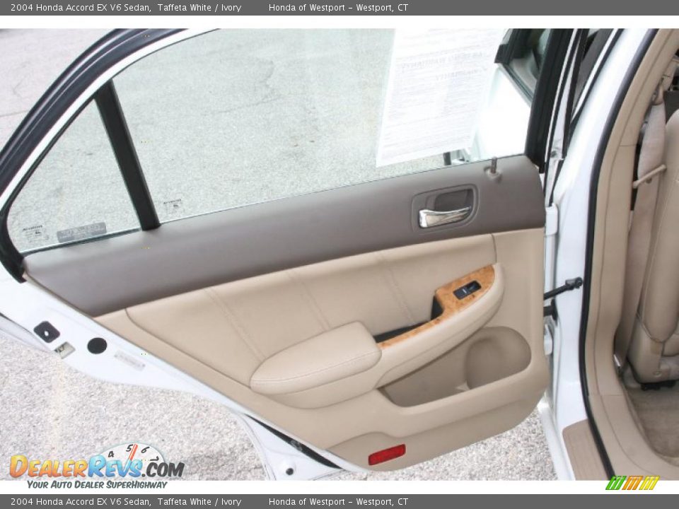 2004 Honda Accord EX V6 Sedan Taffeta White / Ivory Photo #14