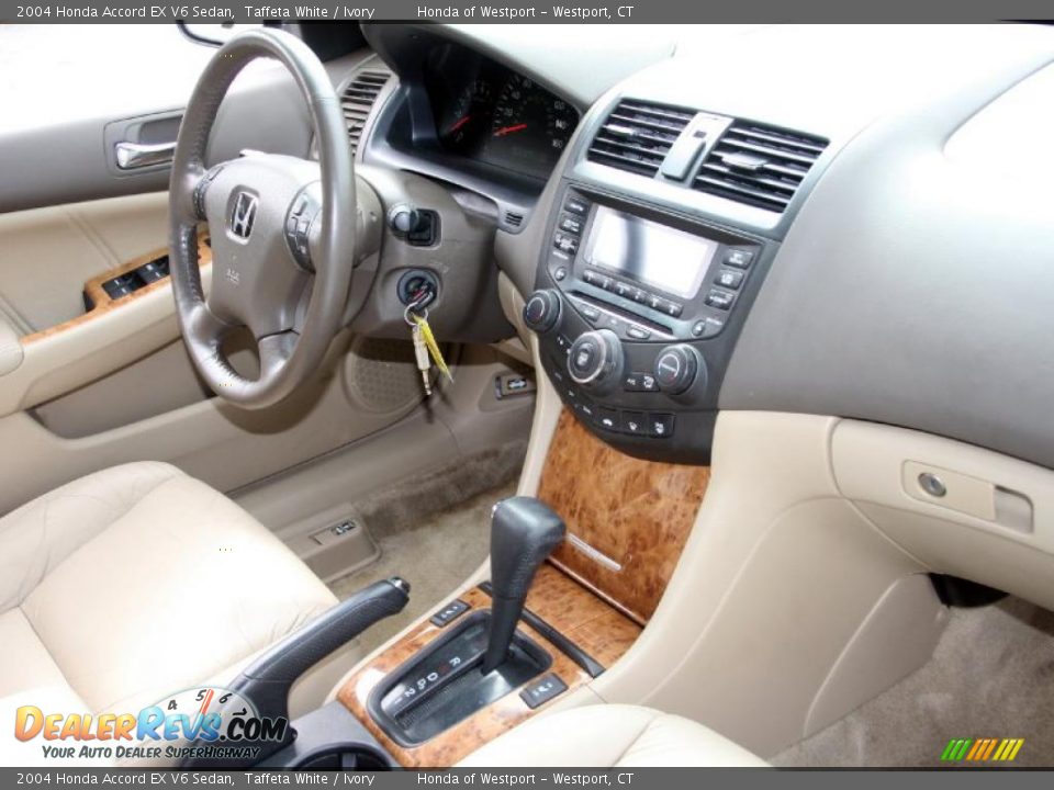 2004 Honda Accord EX V6 Sedan Taffeta White / Ivory Photo #17