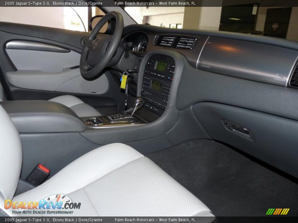 2005 Jaguar S-Type 3.0 Ebony Black / Dove/Granite Photo #30