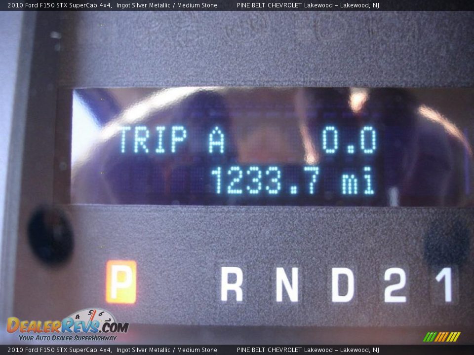 2010 Ford F150 STX SuperCab 4x4 Ingot Silver Metallic / Medium Stone Photo #14