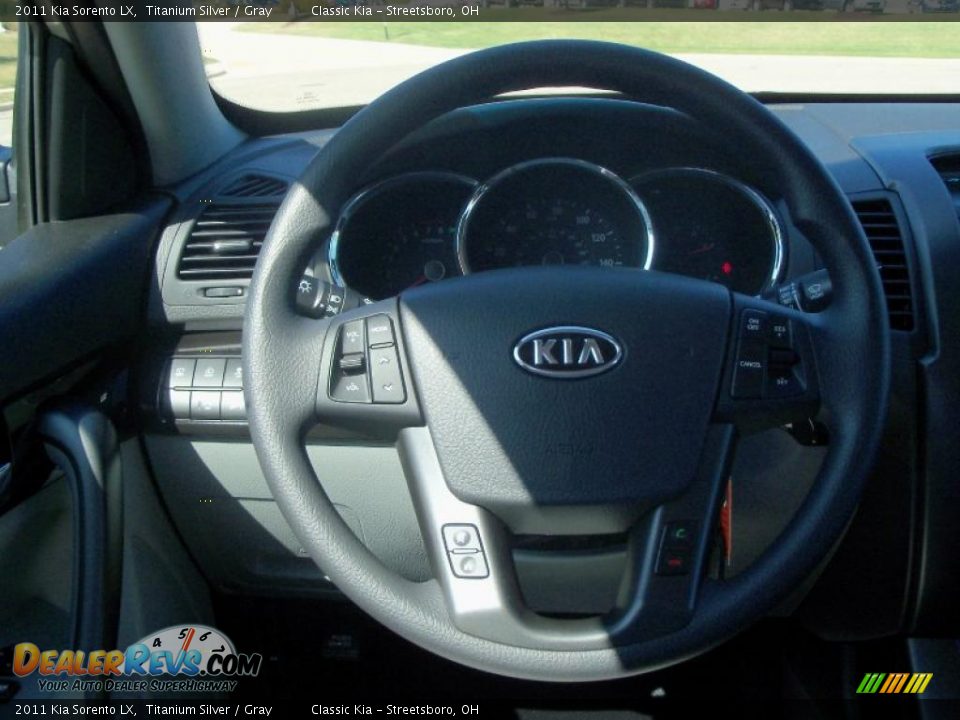 2011 Kia Sorento LX Titanium Silver / Gray Photo #16