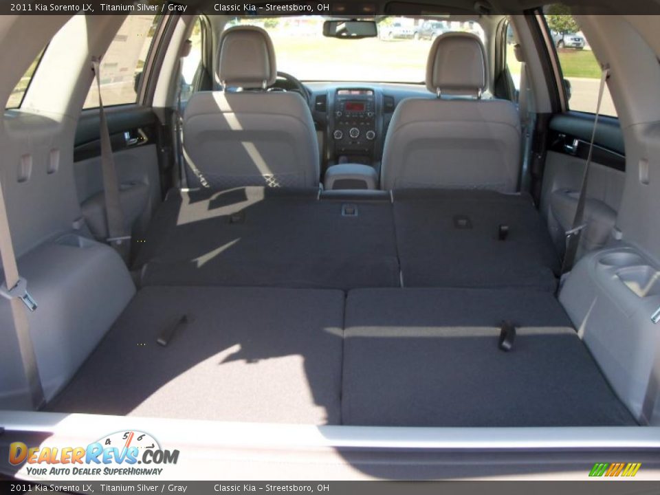 2011 Kia Sorento LX Titanium Silver / Gray Photo #29