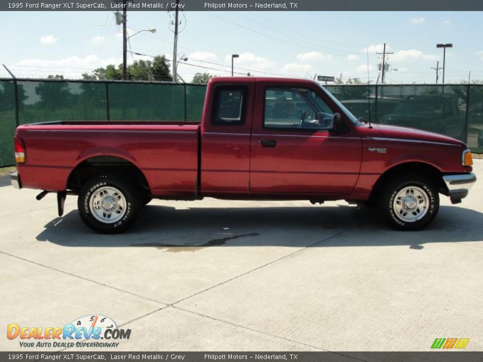 1995 Ford Ranger XLT SuperCab Laser Red Metallic / Grey Photo #2