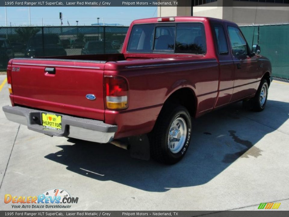 1995 Ford Ranger XLT SuperCab Laser Red Metallic / Grey Photo #3